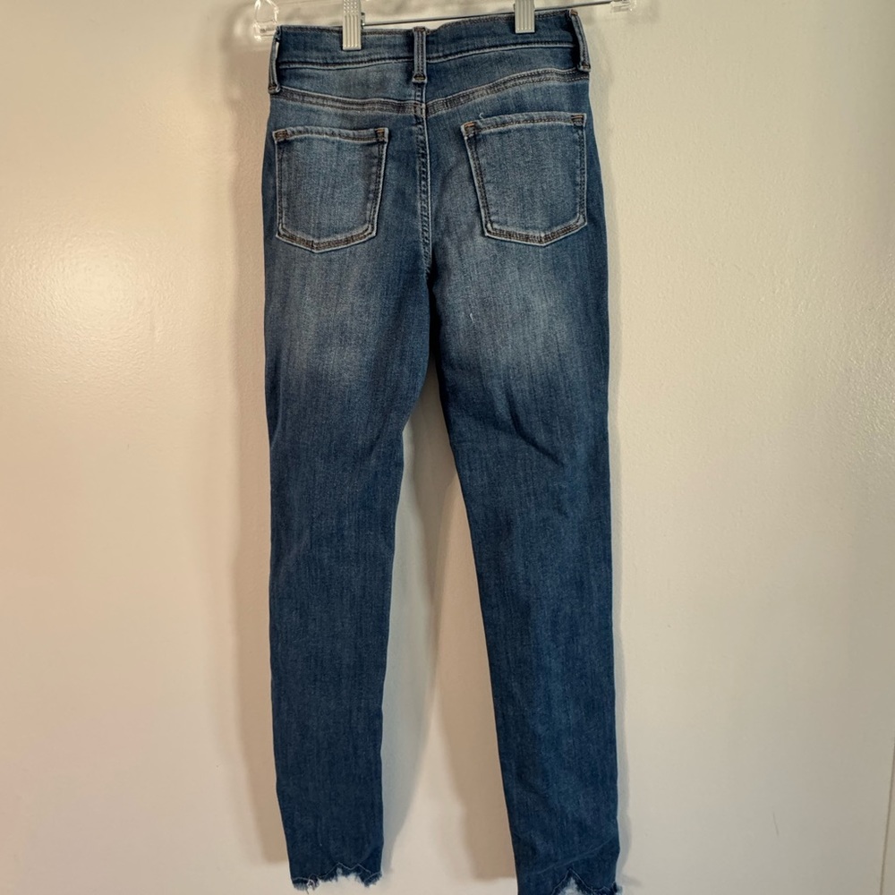 Girls size 12 Old Navy Rockstar jeggings